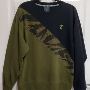 Famous Stars and Straps